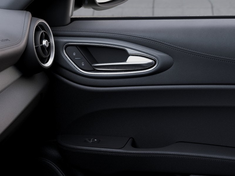 New 2025 Alfa Romeo Giulia AWD w/ Driving Assist Package image 26