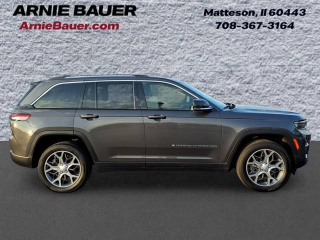 Used 2022 Jeep Grand Cherokee Limited AWD/4WD image 4