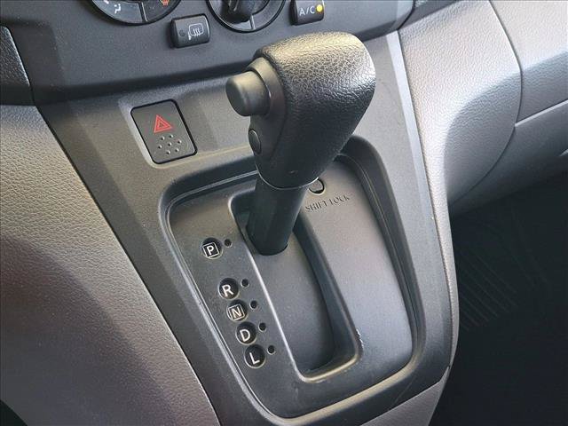 Used 2020 Nissan NV200 SV FWD image 12