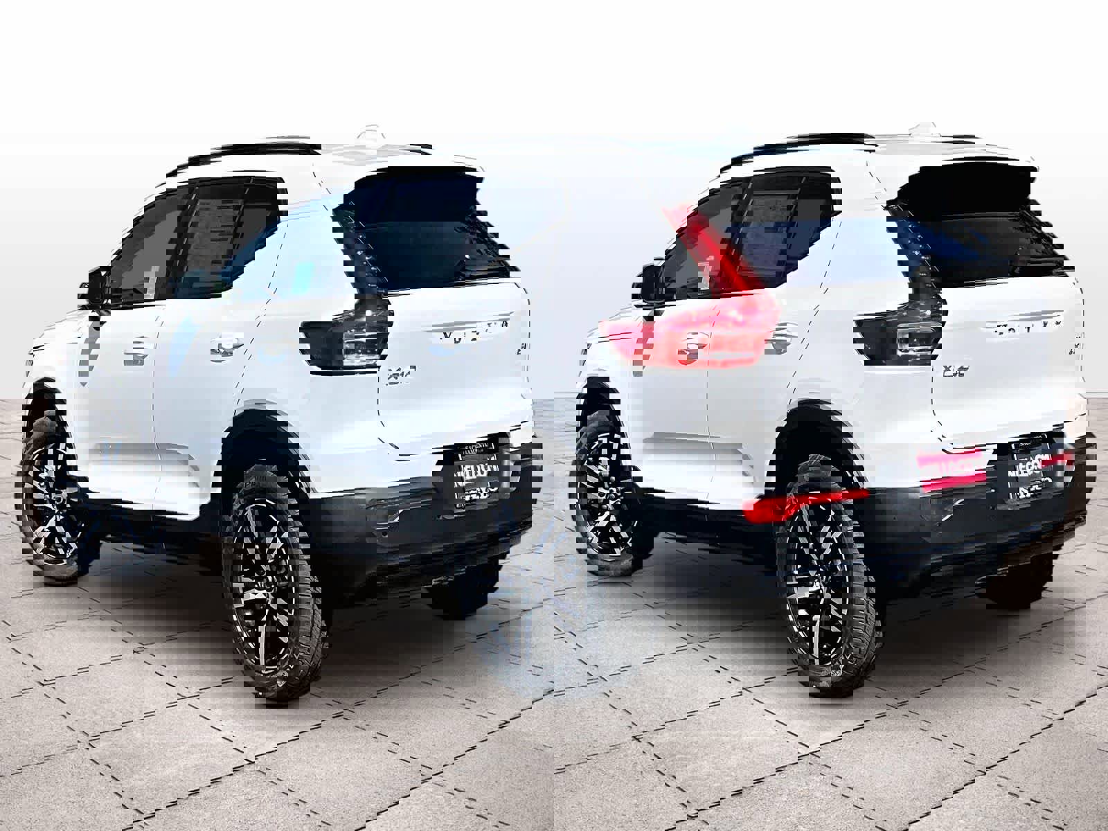 New 2026 Volvo XC40 B5 Core w/ Climate Package image 3