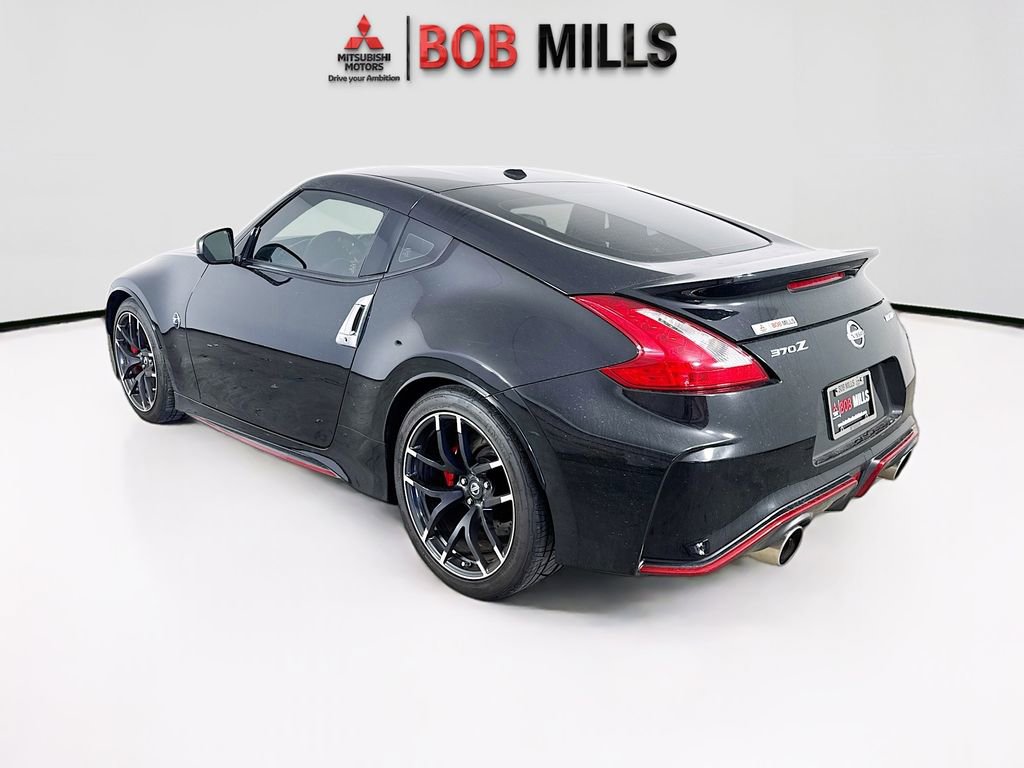 Used 2015 Nissan 370Z NISMO image 5
