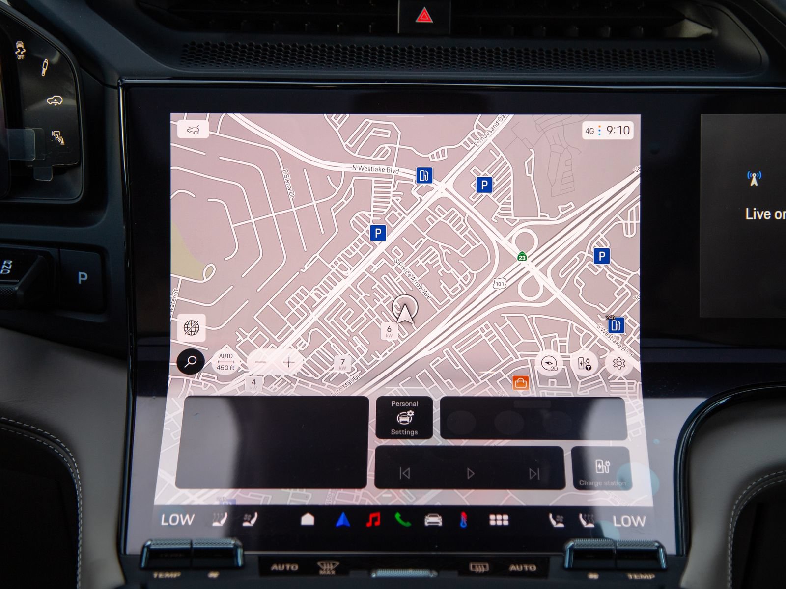 New 2026 Porsche Cayenne Turbo AWD/4WD image 19