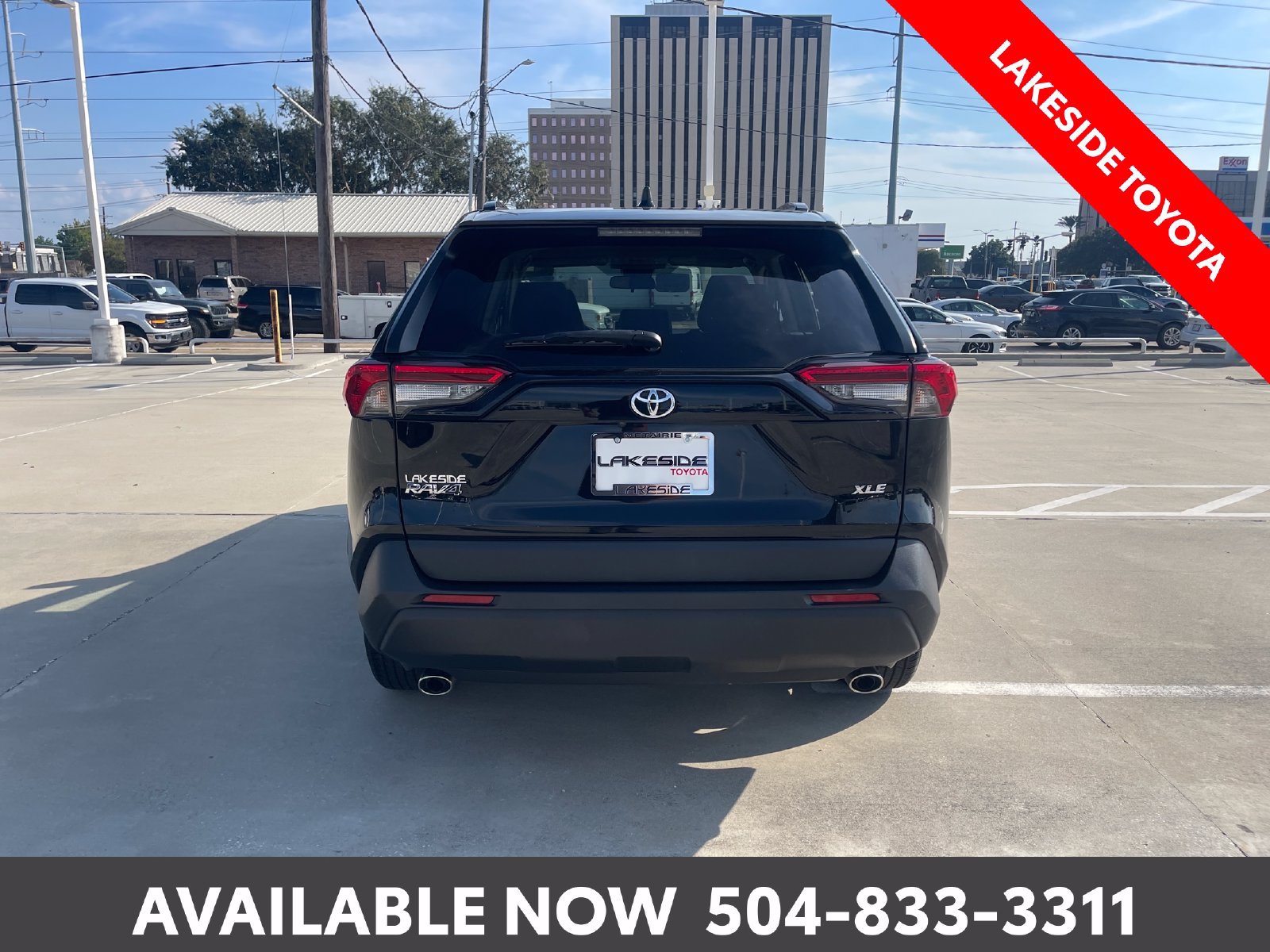 Used 2024 Toyota RAV4 XLE FWD image 4