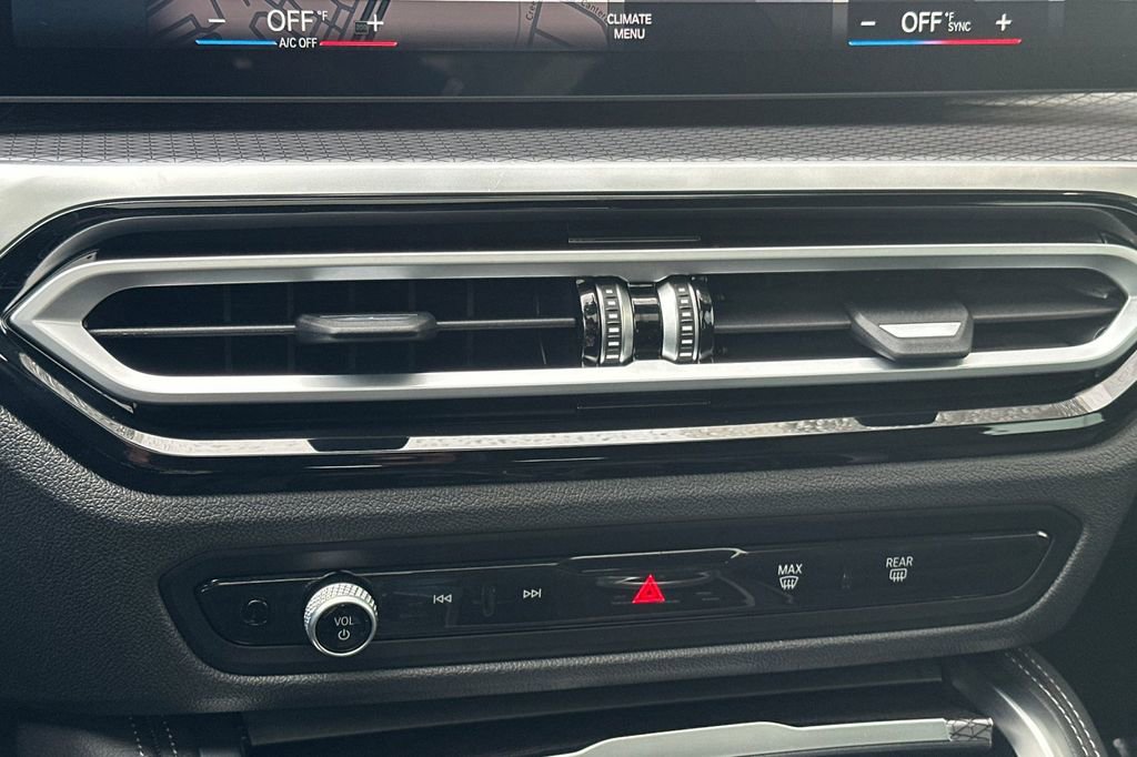 Used 2023 BMW i4 eDrive40 w/ M Sport Package image 19