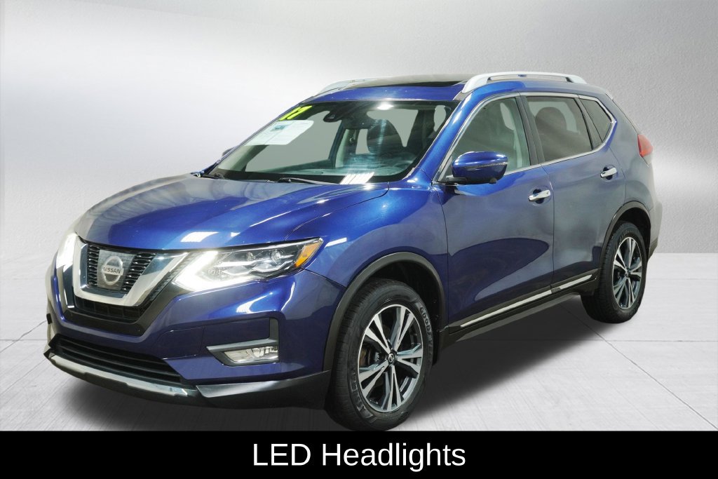 Used 2017 Nissan Rogue SL w/ SL Premium Package AWD/4WD image 11