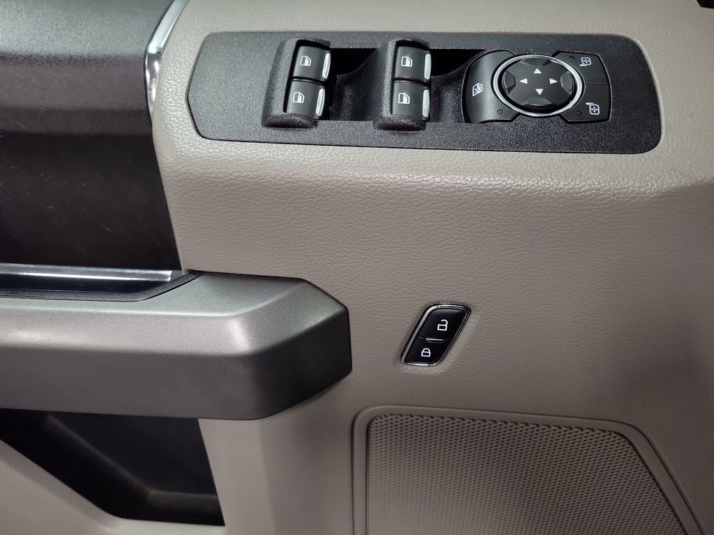 Used 2018 Ford F150 XLT image 21