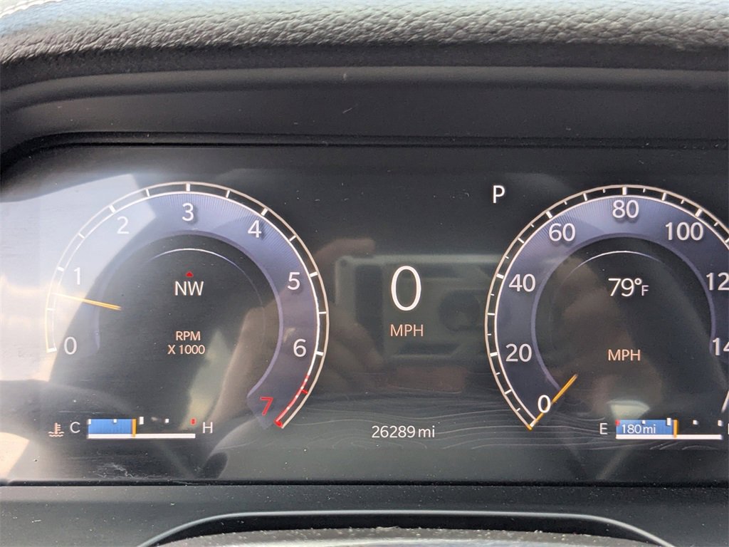 Used 2024 Jeep Grand Cherokee Limited image 25