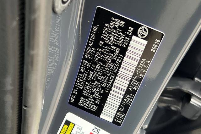 Certified 2025 Toyota Camry SE w/ Convenience Package image 32