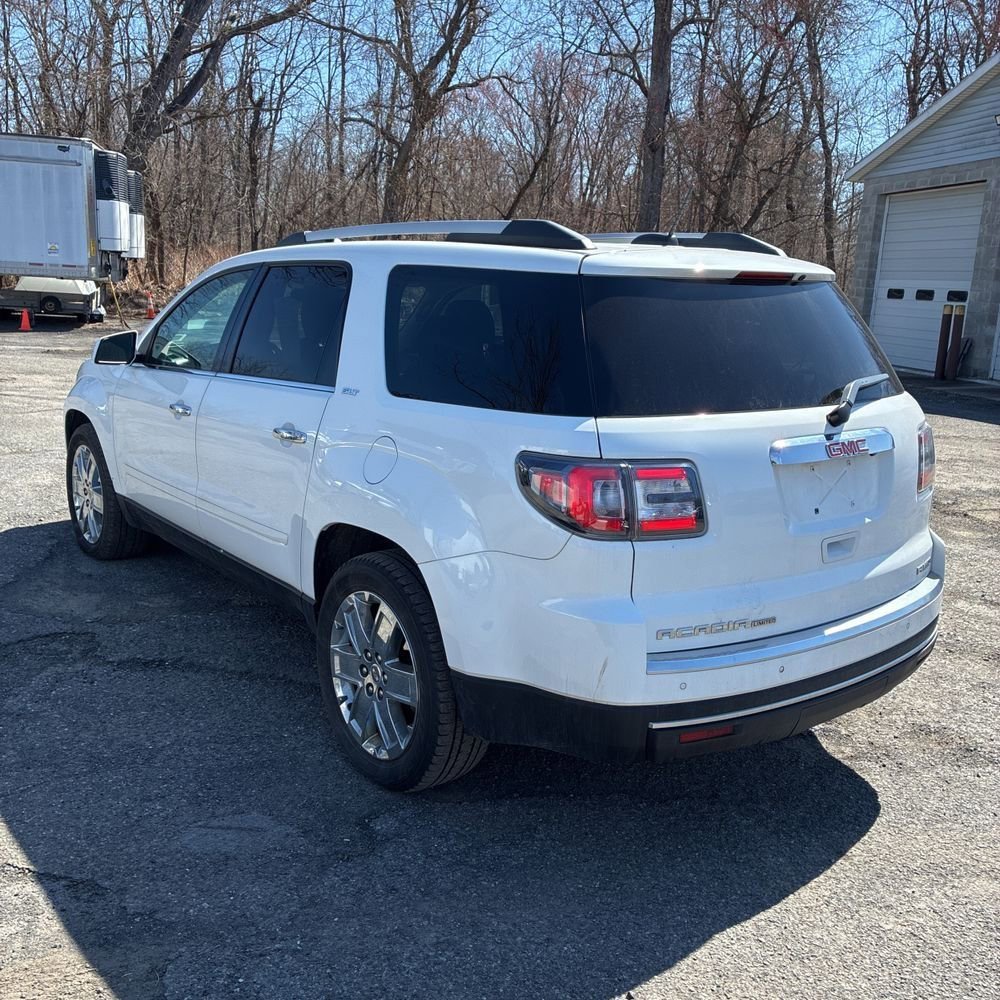 Used 2017 GMC Acadia Limited SLT image 4