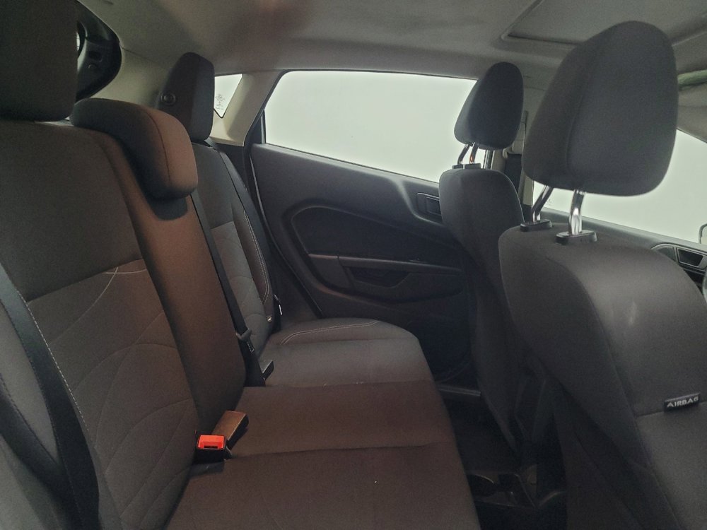 Used 2019 Ford Fiesta SE image 19