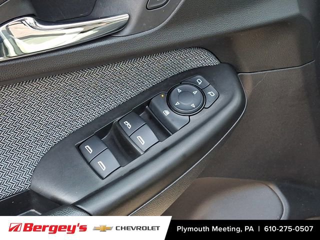 Used 2023 Chevrolet TrailBlazer LT FWD image 28