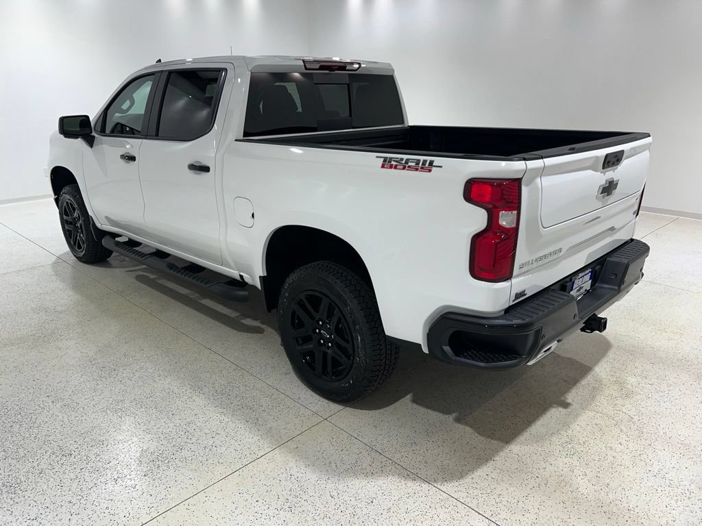 New 2026 Chevrolet Silverado 1500 LT Trail Boss w/ LT Trail Boss Premium Package AWD/4WD image 3