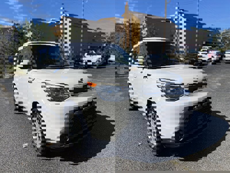 Used 2015 Kia Soul image 1