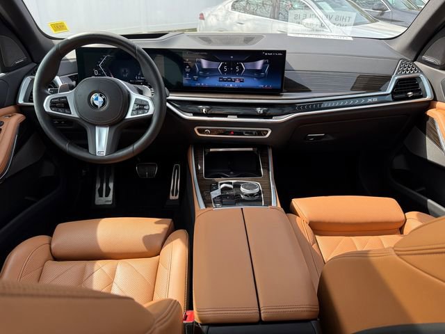 Certified 2024 BMW X5 xDrive40i w/ M Sport Package image 11