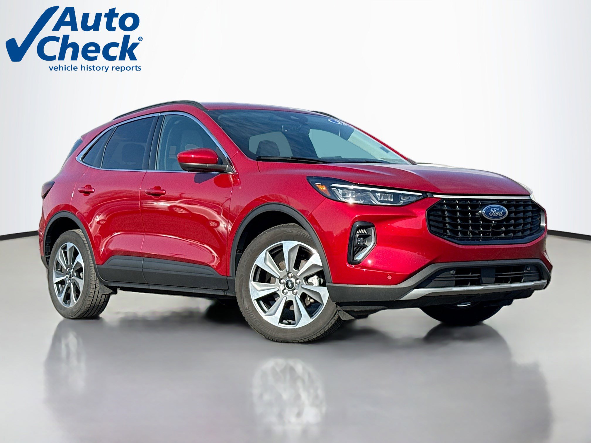 Used 2023 Ford Escape Platinum AWD/4WD video 1