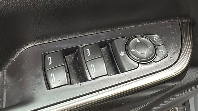 Used 2020 GMC Acadia SLT w/ Trailering Package image 11