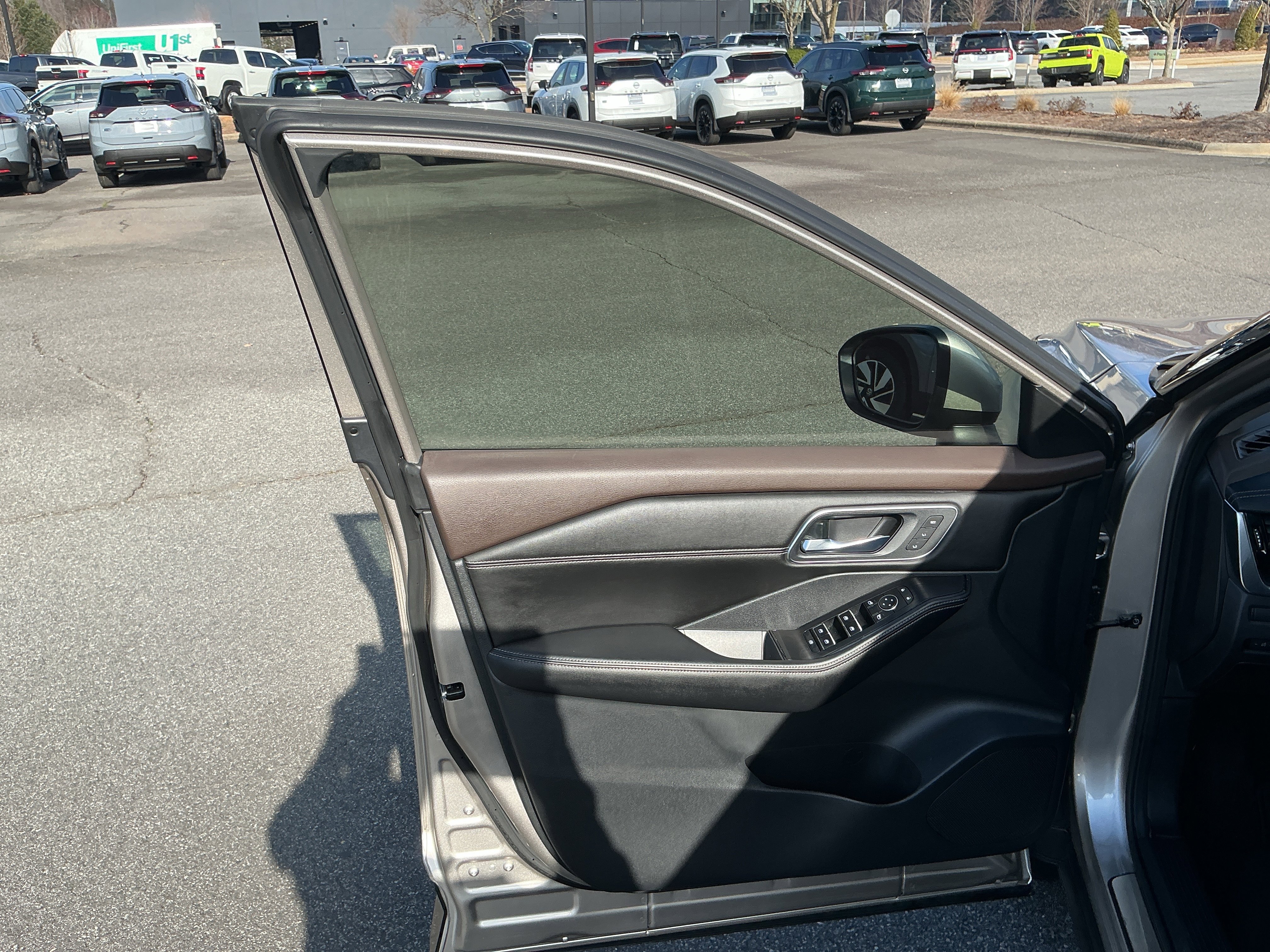 Certified 2021 Nissan Rogue Platinum image 11