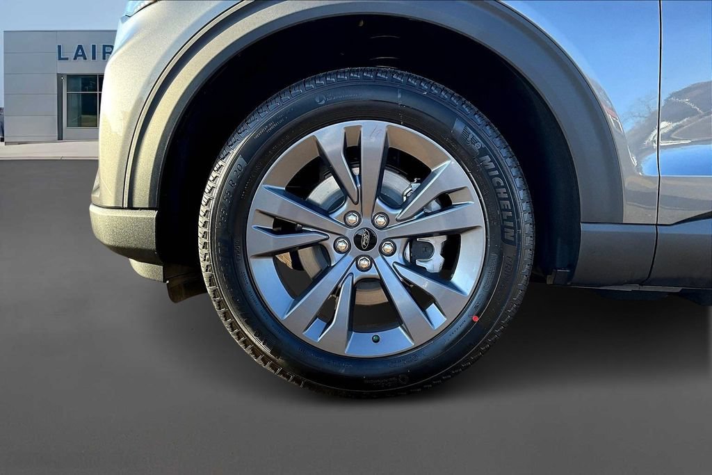 New 2026 Ford Explorer Active w/ Active Comfort Package AWD/4WD image 14