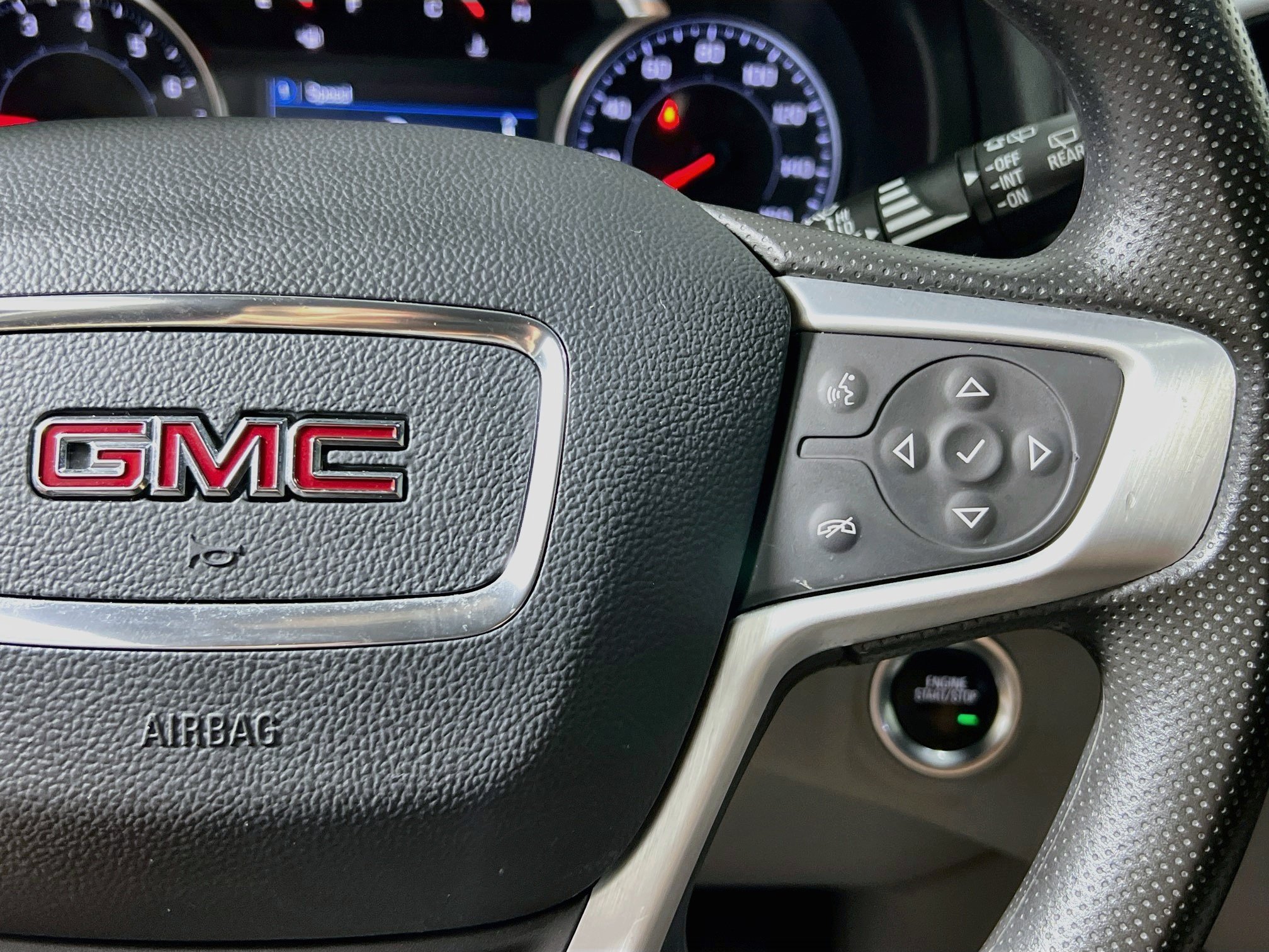Used 2023 GMC Terrain SLE w/ Driver Convenience Package AWD/4WD image 19