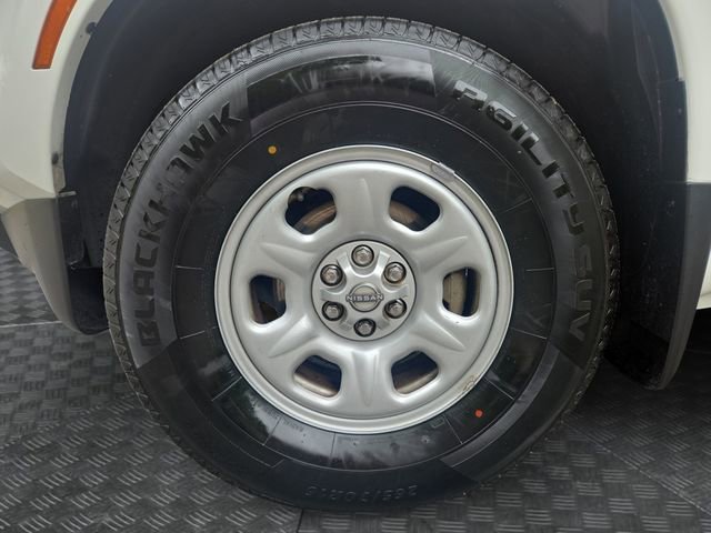 Used 2024 Nissan Frontier S RWD image 32
