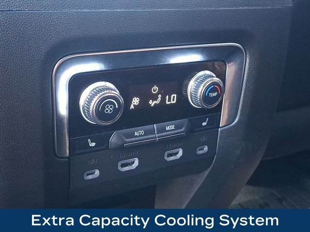 Used 2024 GMC Yukon XL Denali w/ Advanced Technology Package AWD/4WD image 34