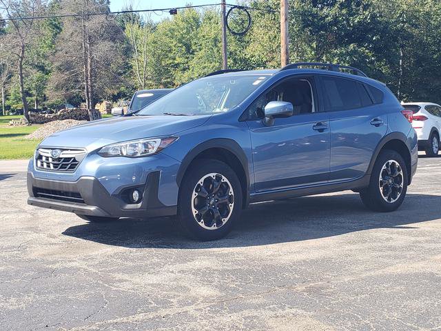 Used 2021 Subaru Crosstrek 2.0i Premium w/ Moonroof Package image 3