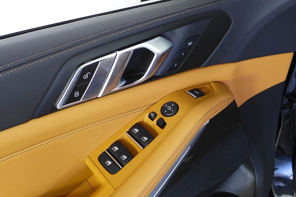 Used 2023 BMW X5 xDrive40i w/ Parking Assistance Package image 12