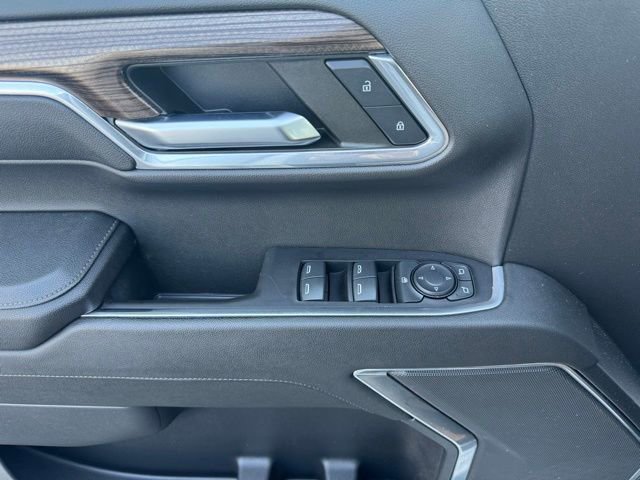 Used 2023 Chevrolet Silverado 1500 RST w/ LPO, Dark Essentials Package AWD/4WD image 15