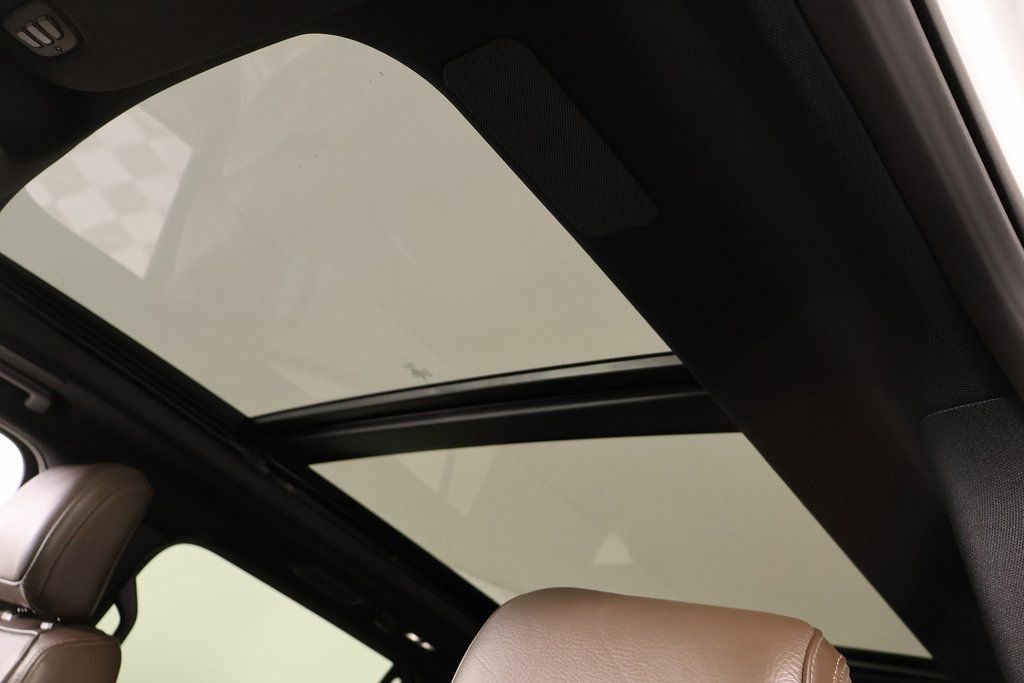 Used 2025 Ford Expedition Max King Ranch image 17