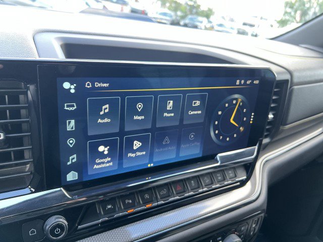 Used 2023 Chevrolet Silverado 1500 ZR2 w/ Technology Package image 13