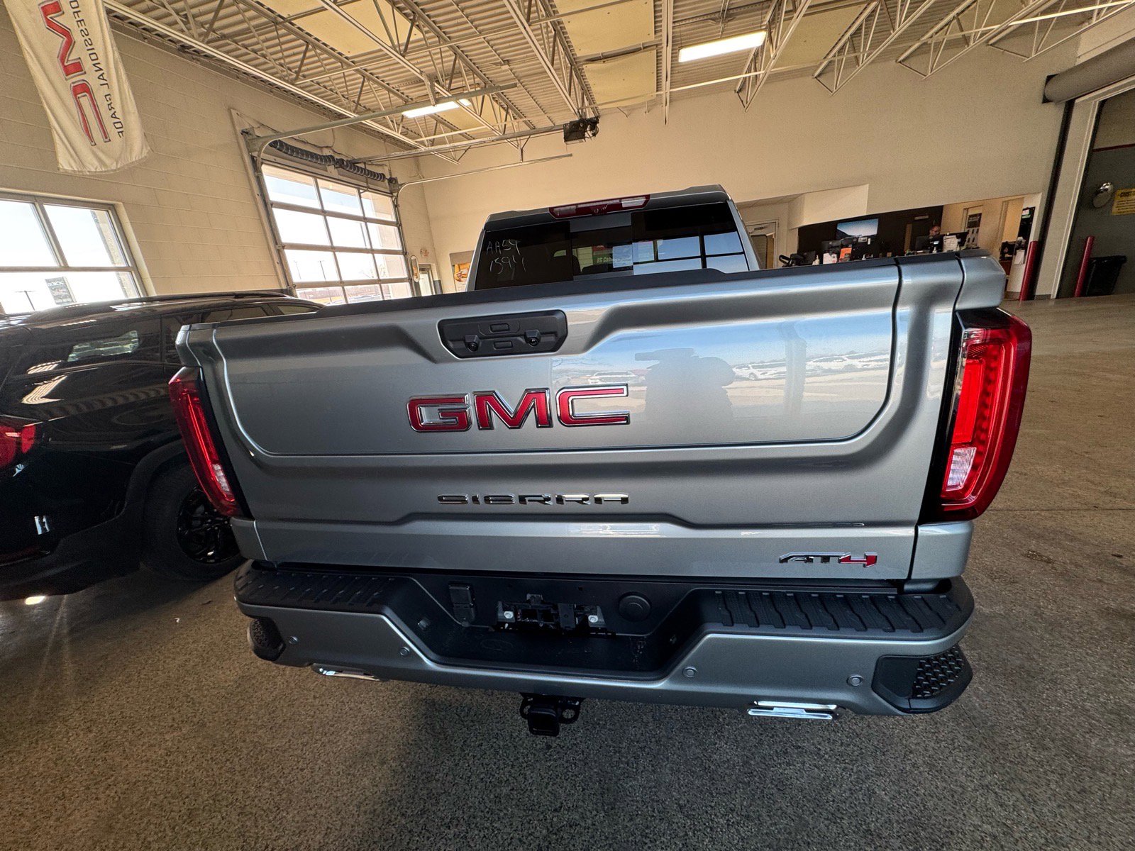 New 2026 GMC Sierra 1500 AT4 w/ AT4 Premium Package AWD/4WD image 6