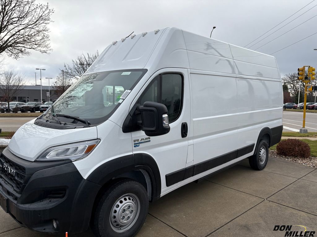 New 2024 RAM ProMaster Tradesman w/ Delivery Van Package