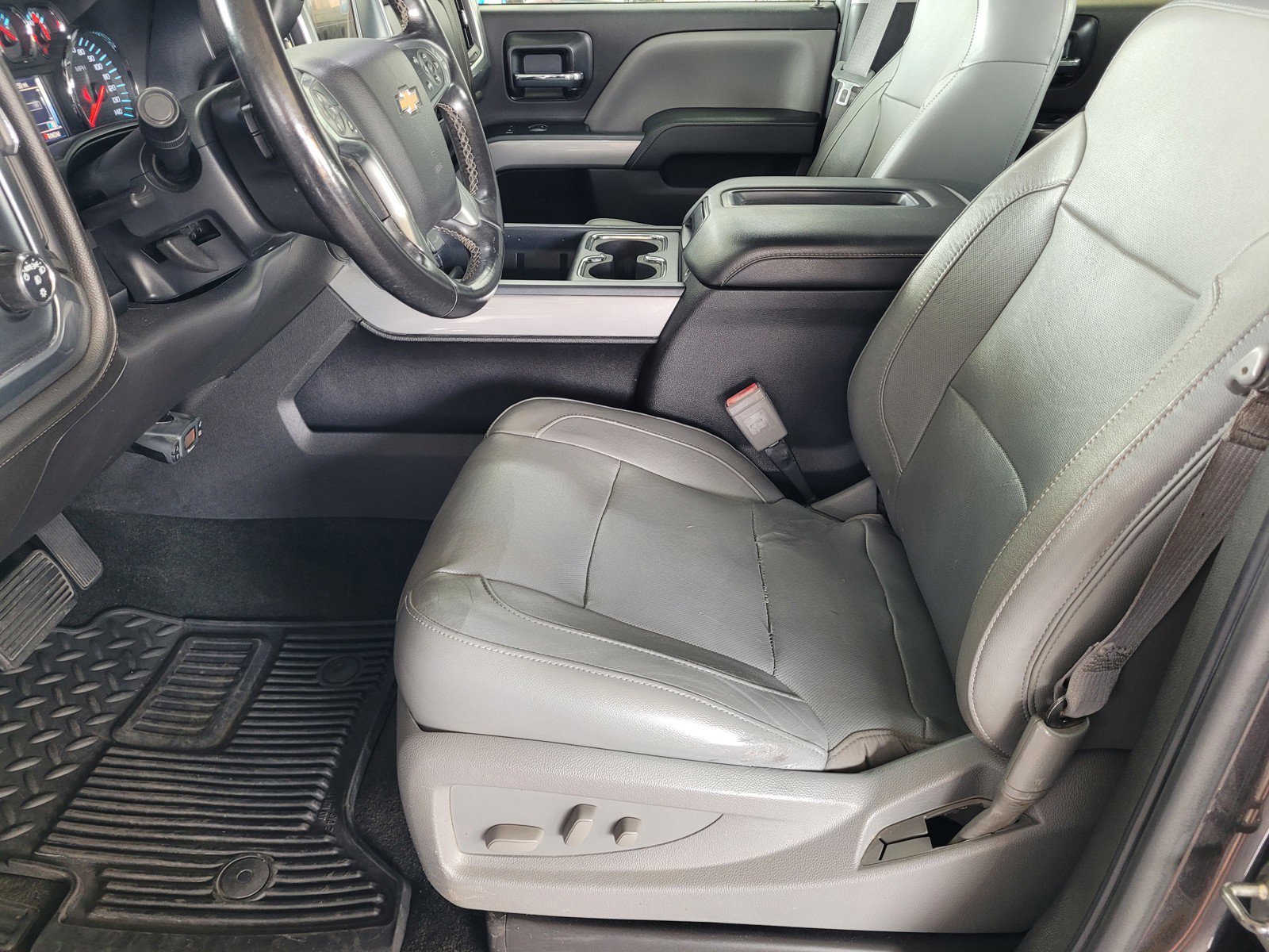 Used 2014 Chevrolet Silverado 1500 LTZ Z71 w/ LTZ Plus Package AWD/4WD image 18