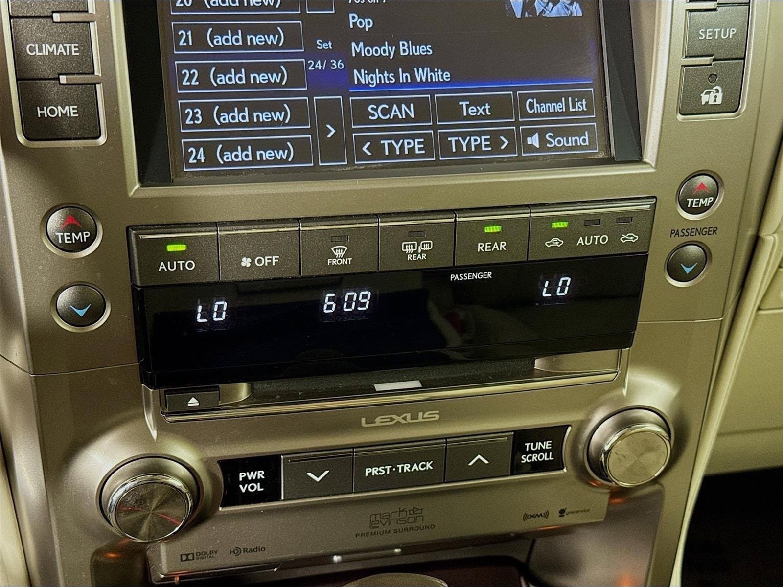 Used 2017 Lexus GX 460 Luxury AWD/4WD image 18