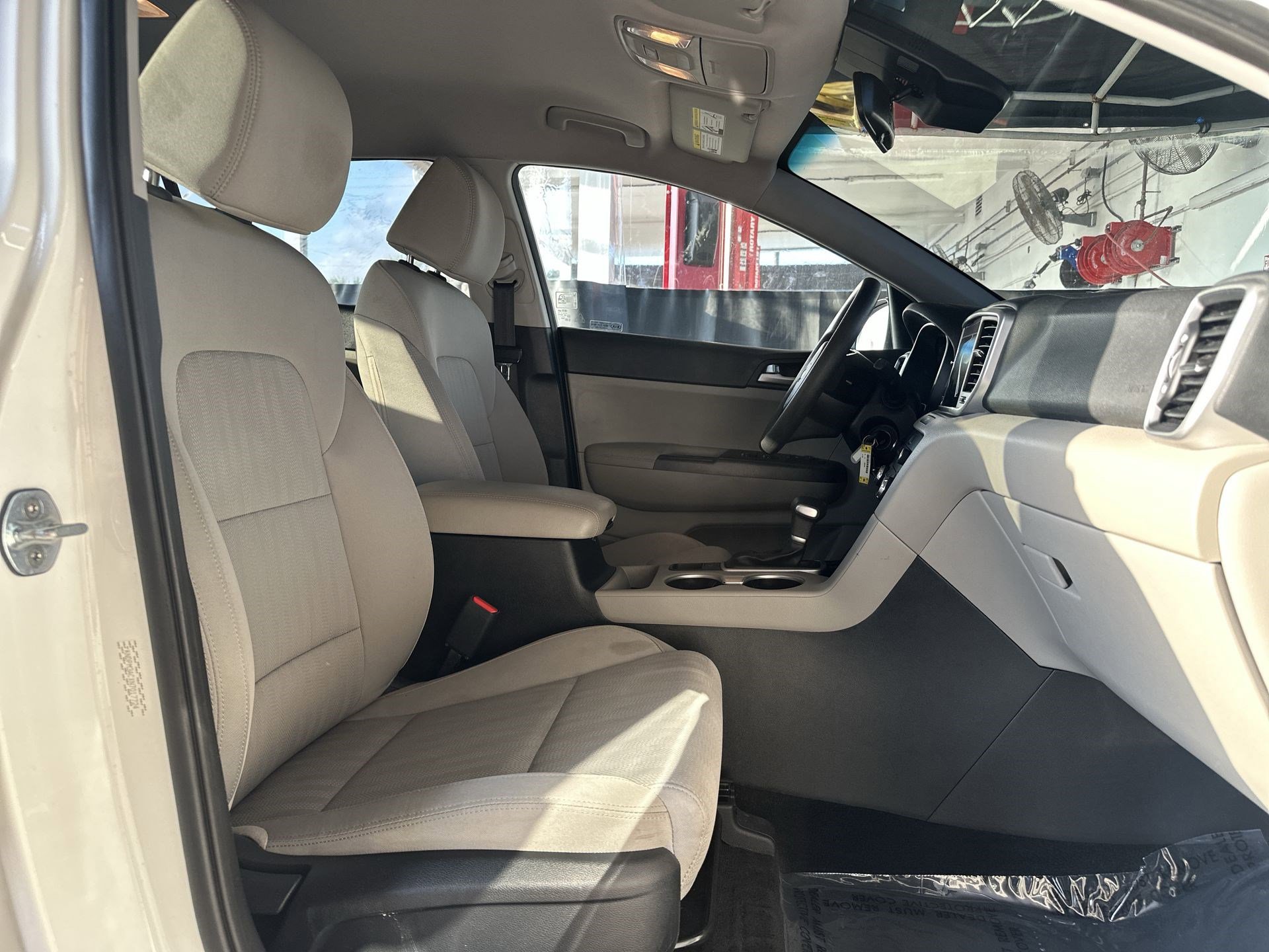 Certified 2022 Kia Sportage LX image 24