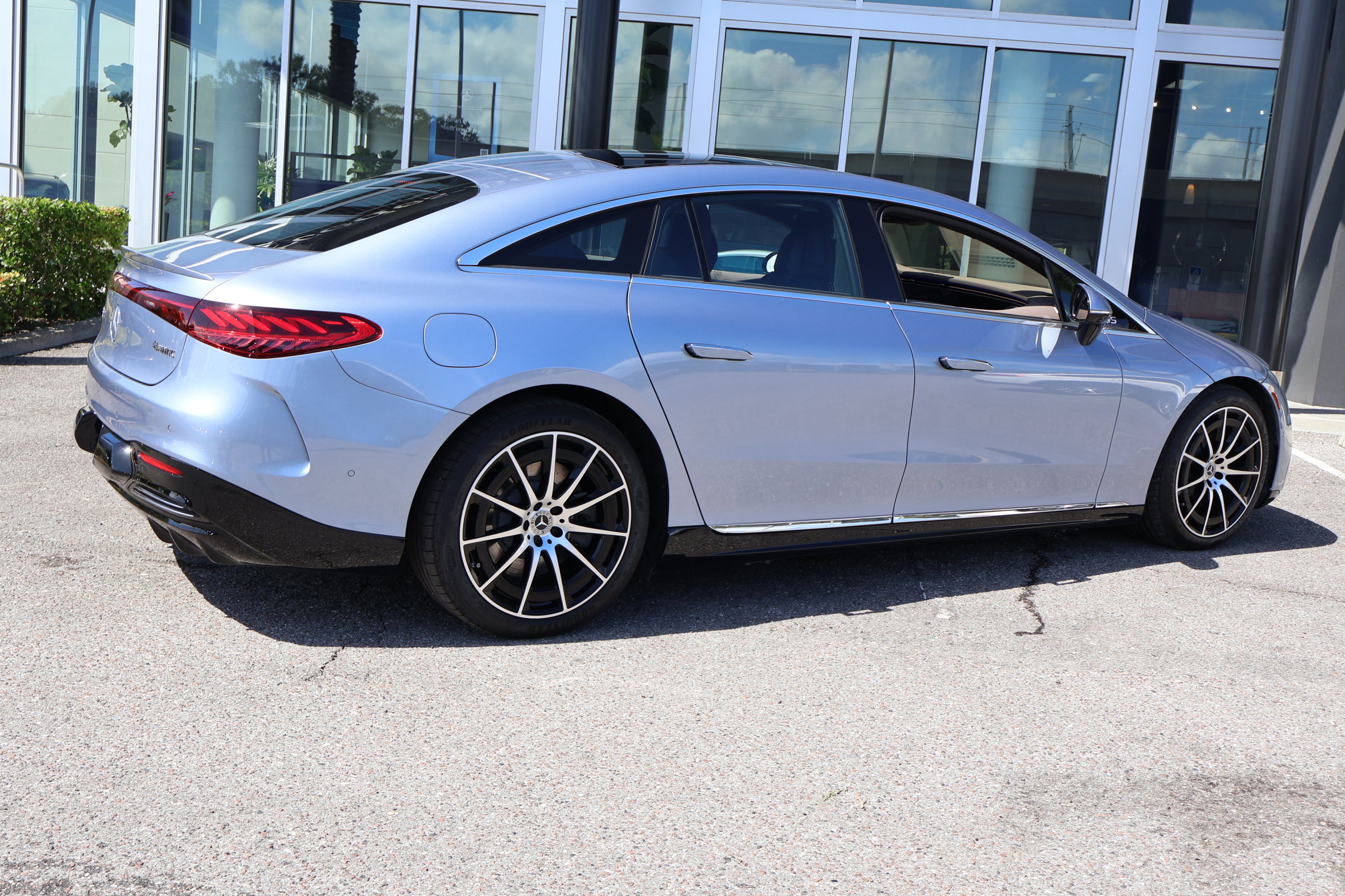 New 2025 Mercedes-Benz EQS 450+ 4MATIC Sedan image 7