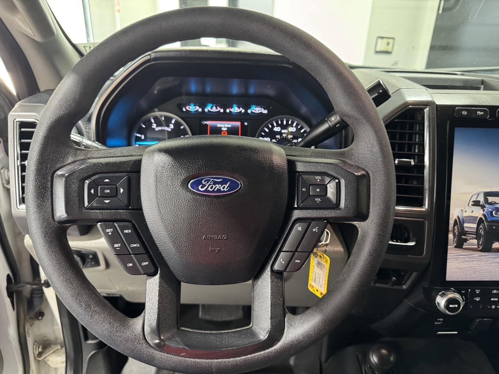 Used 2017 Ford F250 XLT AWD/4WD image 12