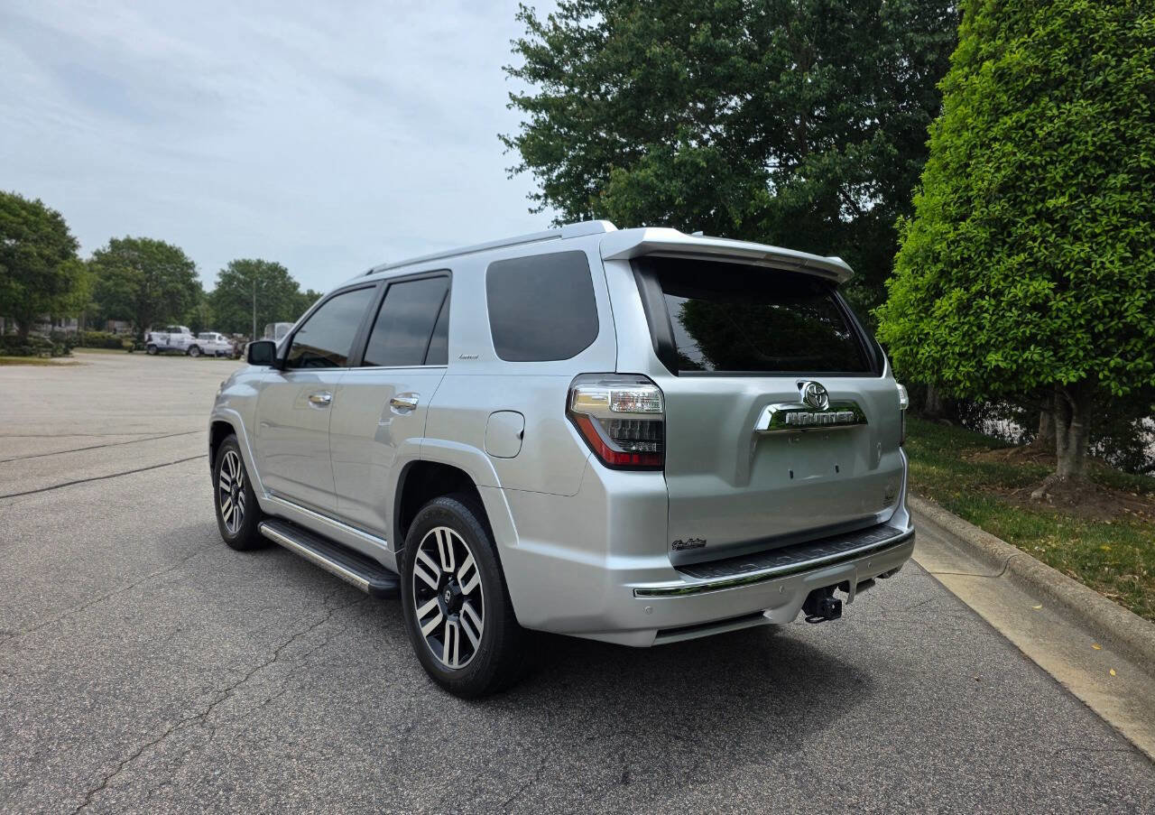 Used 2017 Toyota 4Runner Limited RWD image 3