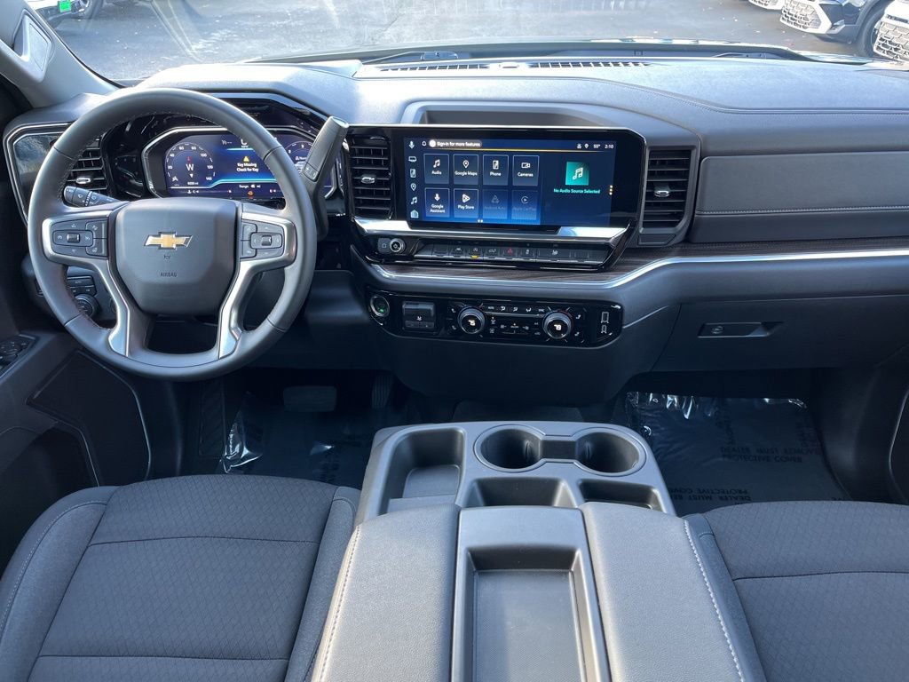 Used 2025 Chevrolet Silverado 1500 LT image 7