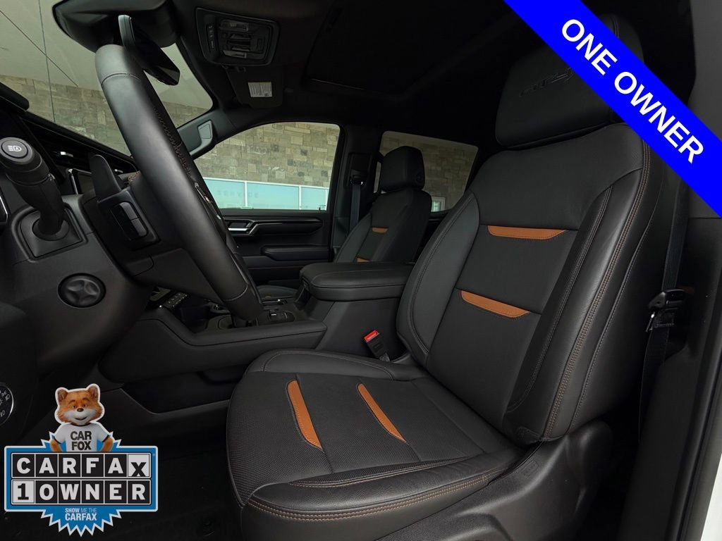 Used 2024 GMC Sierra 1500 AT4 w/ Technology Package AWD/4WD image 7