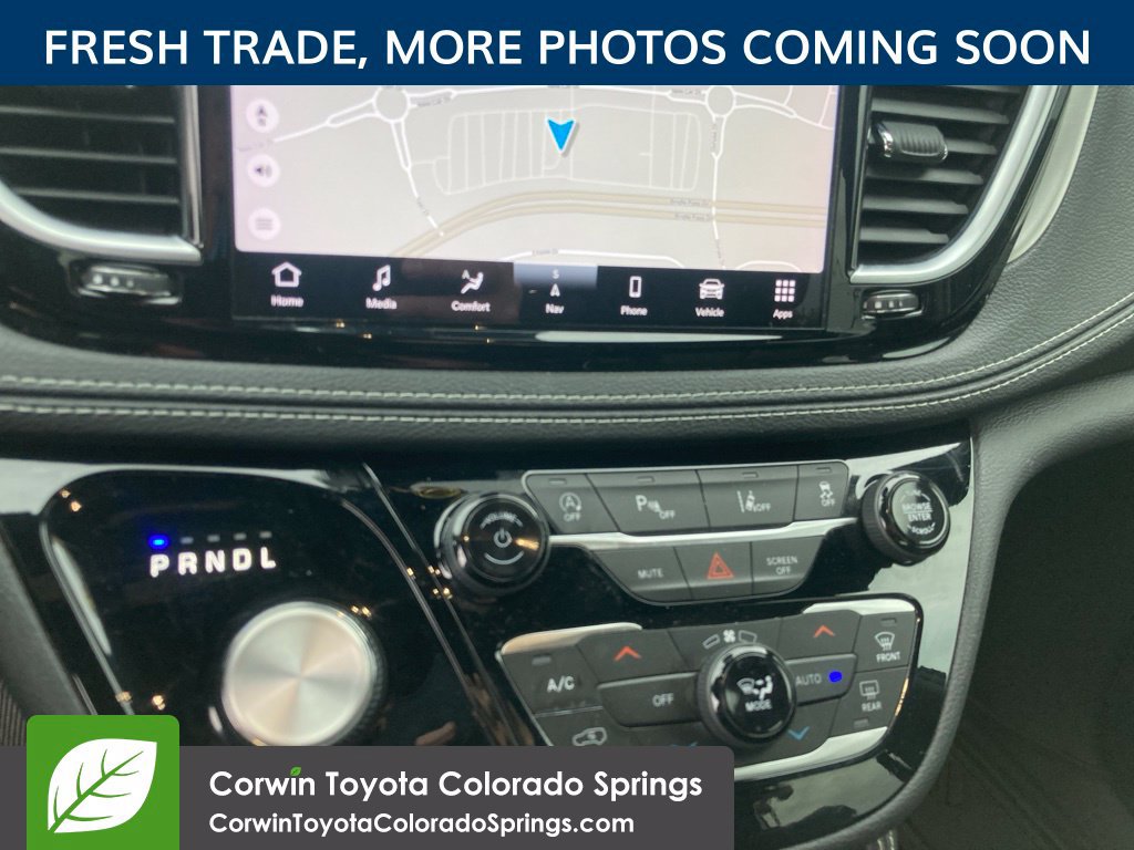 Used 2021 Chrysler Pacifica Limited w/ Uconnect Theater Family Group AWD/4WD image 15