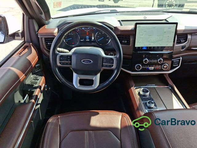 Used 2024 Ford Expedition Limited AWD/4WD image 12