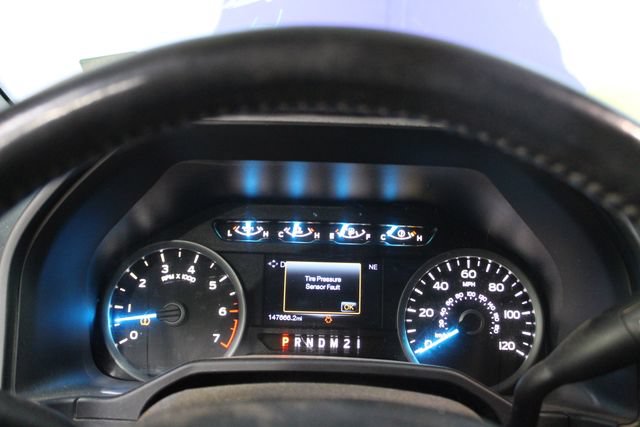 Used 2015 Ford F150 XLT w/ Equipment Group 302A Luxury AWD/4WD image 18