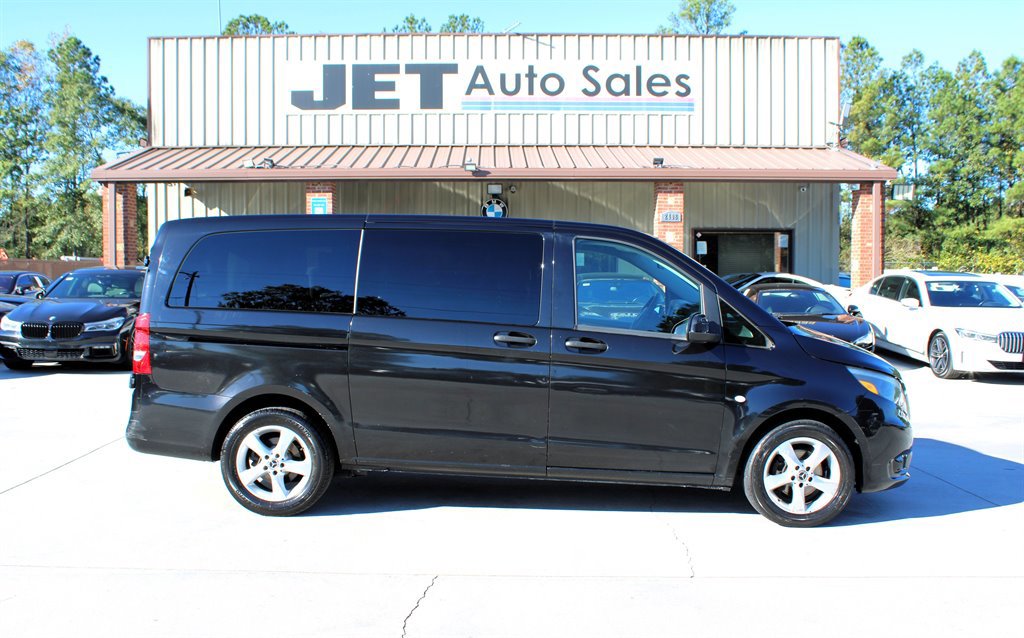 Used 2018 Mercedes-Benz Metris Passenger image 6