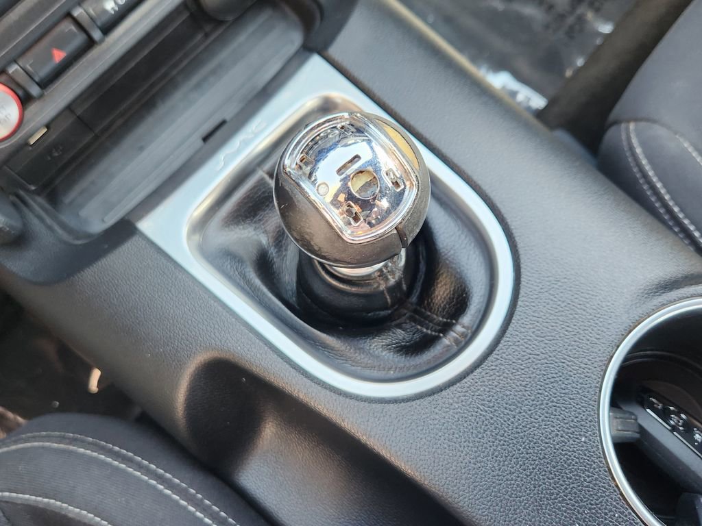 Used 2018 Ford Mustang Coupe image 11