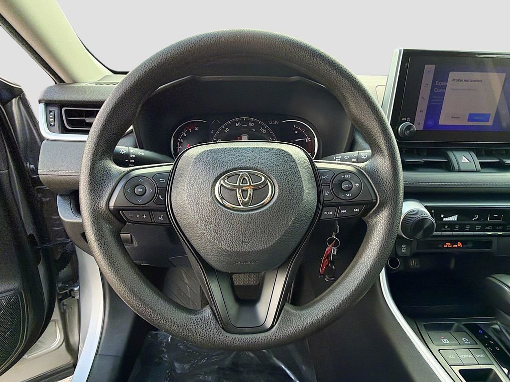 Used 2023 Toyota RAV4 LE image 35