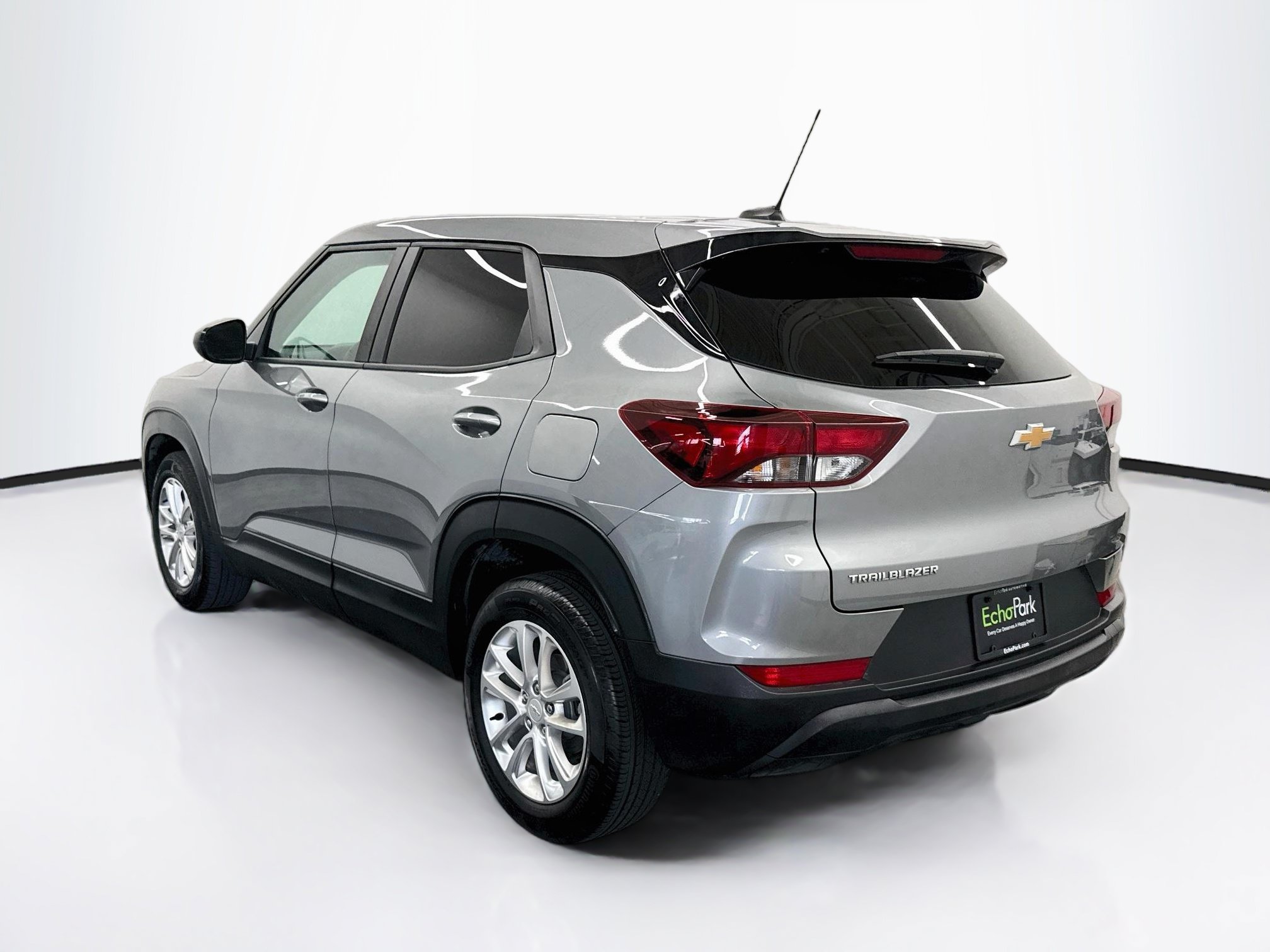 Used 2026 Chevrolet TrailBlazer LS w/ LS Convenience Package FWD image 5