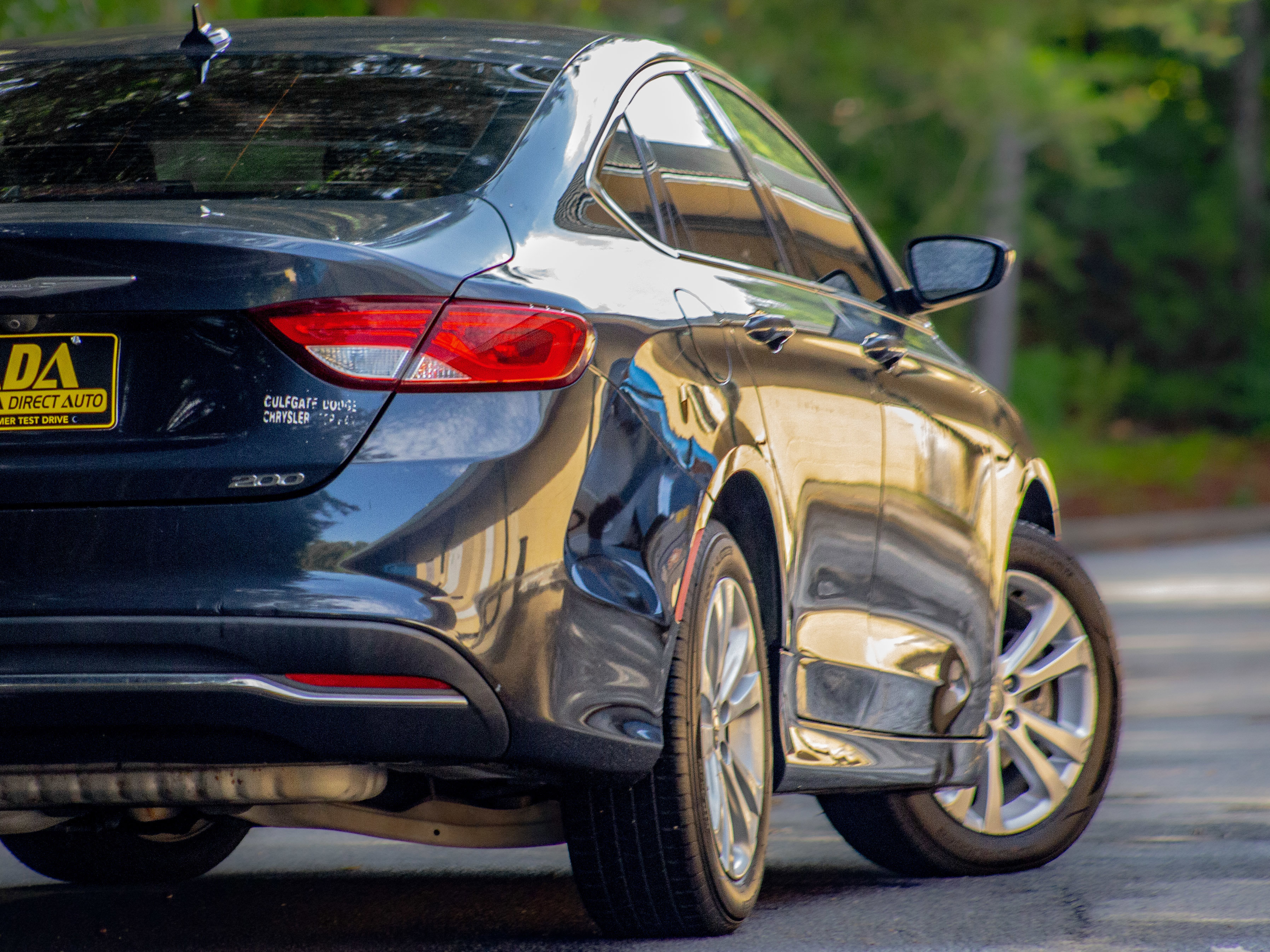 Used 2017 Chrysler 200 Limited Platinum image 28