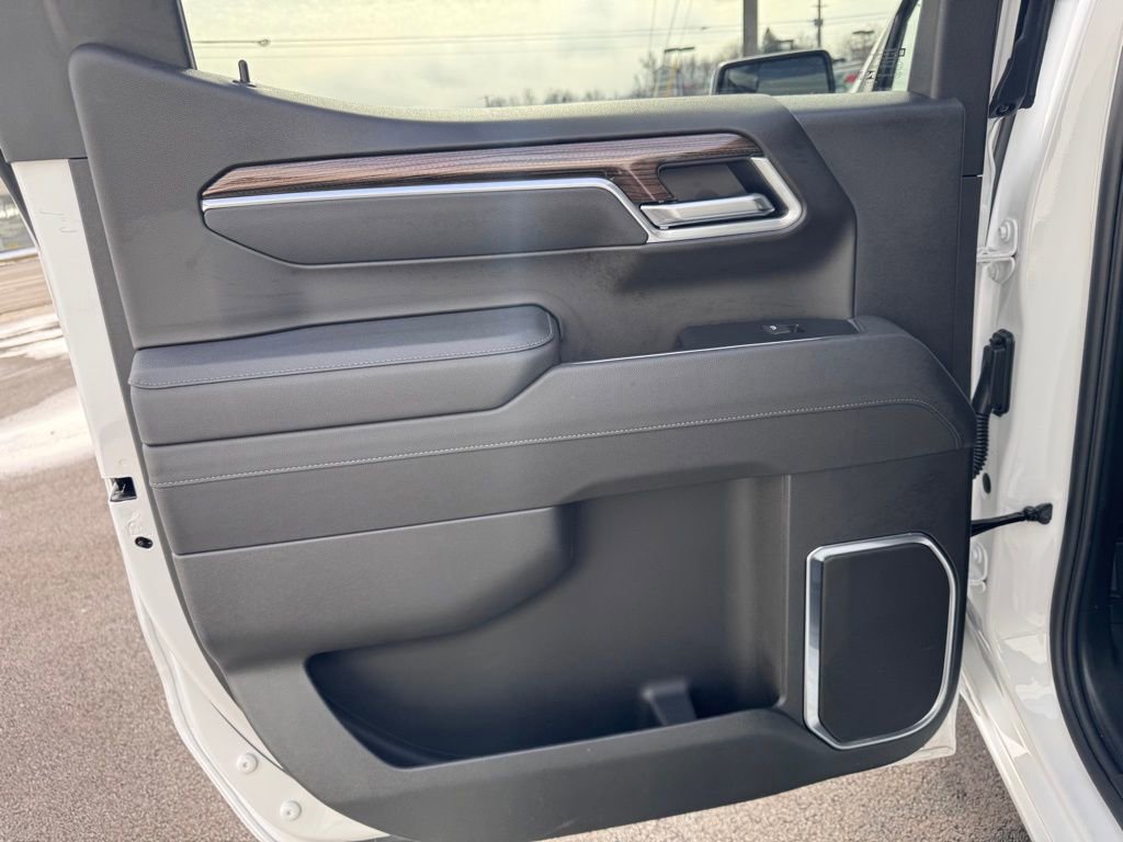 Used 2026 Chevrolet Silverado 1500 LT image 28