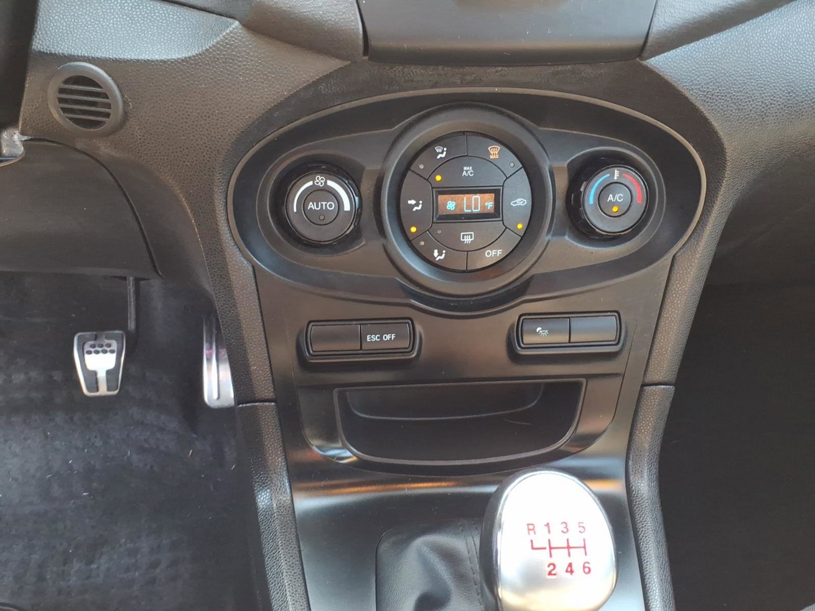Used 2016 Ford Fiesta ST image 19